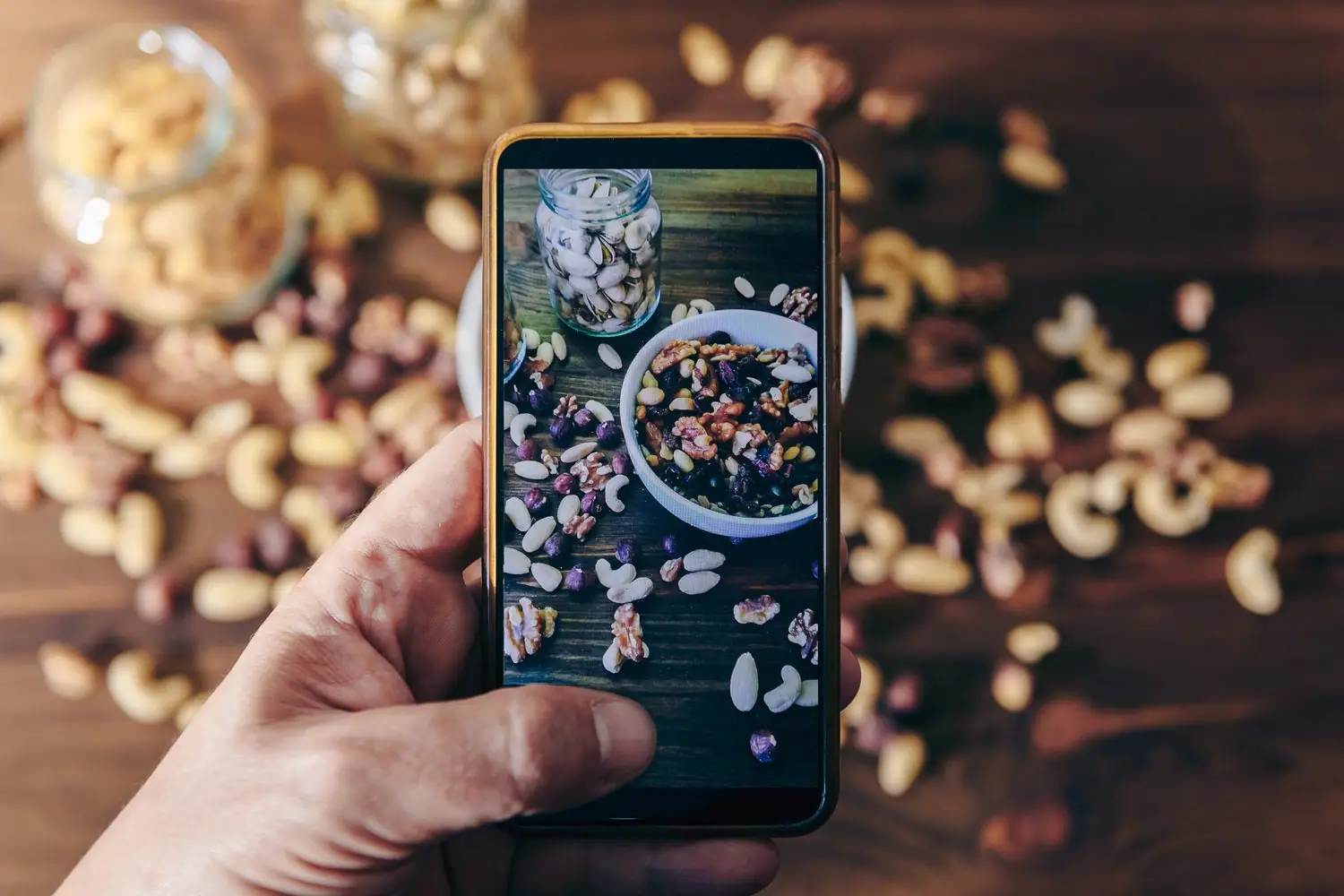 Jak rozpocząć przygodę z fotografią smartfonową - podstawy dla początkujących